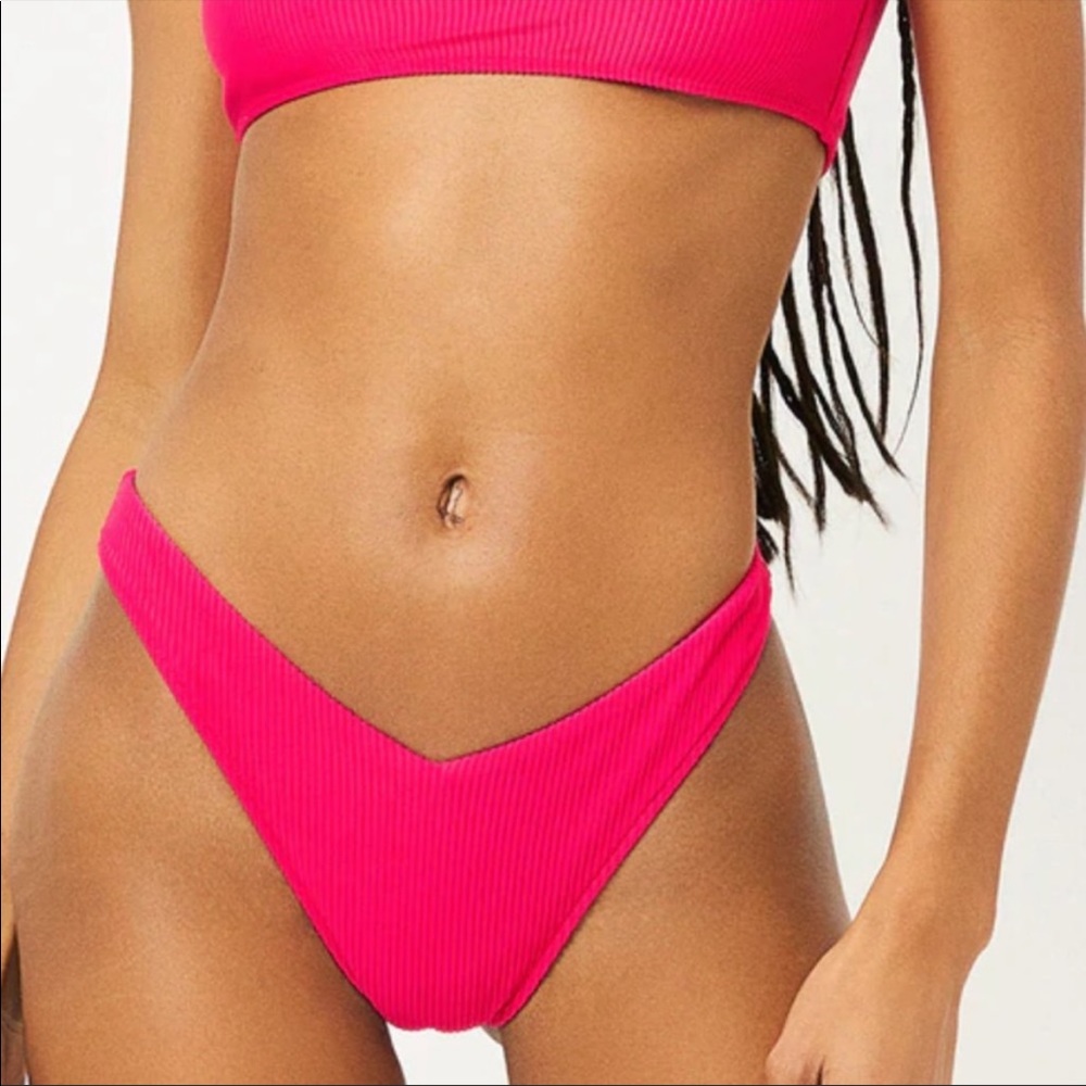 Frankie's Bikinis Enzo Bottom in Rosewood